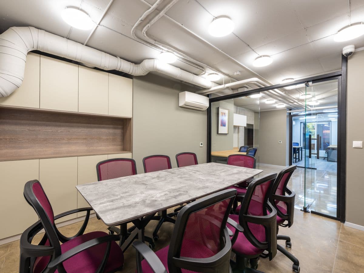 advAInt boardroom in a modern workspace